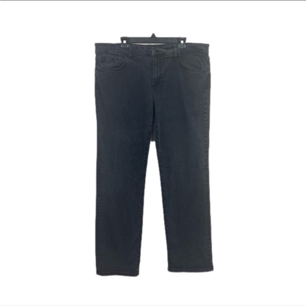Joe’s Men Dark Washed Denim Jean Classic Fit Straight Leg Size 40x32